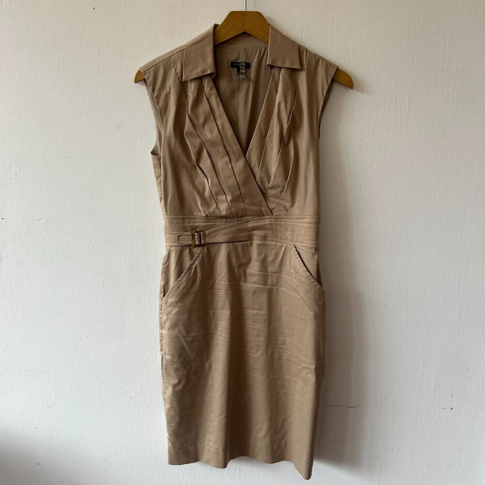 Ann Taylor Safari Sheath Dress Womens 0 Tan Collared Pockets Minimalist Vneck